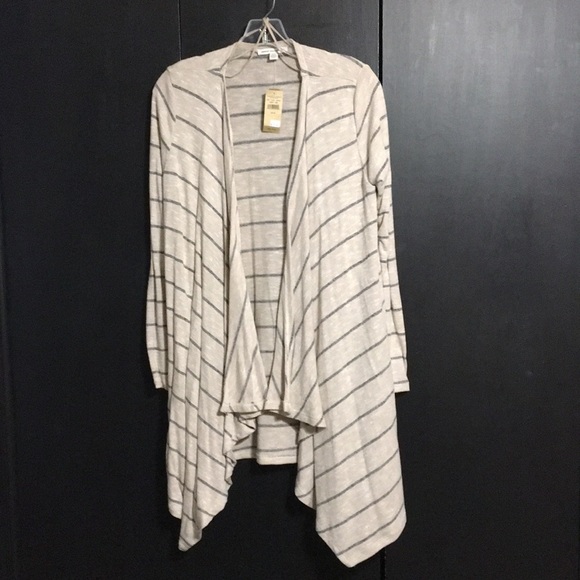 American Eagle Outfitters Sweaters - New with tags cardigan